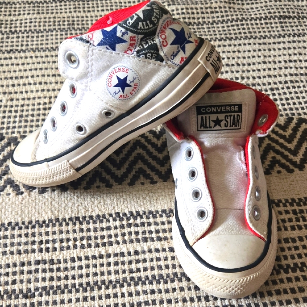 Converse All STAR  White and Red  Sneakers Size 11 KIDS No Laces